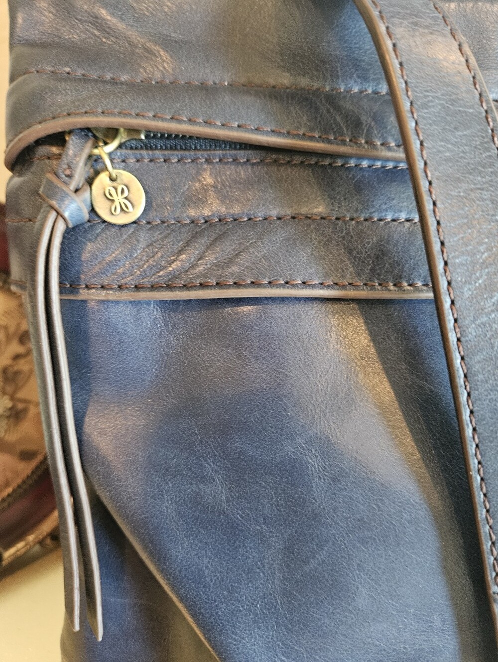 Beautiful Hobo Distressed Leather Larkin Crossbody Bag - Navy Blue - Picture 2 of 13